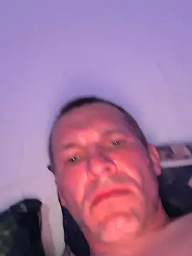 AttractiveSilk5 webcam