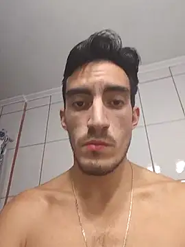 TommyMomentum webcam