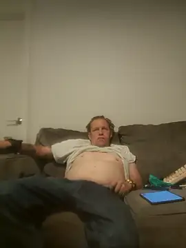 yourMasterisBored webcam