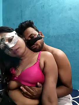 hornyzinia123 webcam