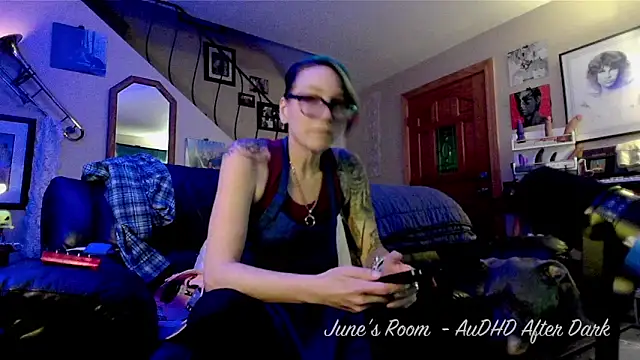 juneafterhours webcam