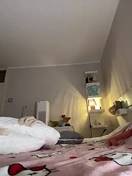  Eva_kinkystudent chat room