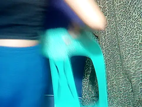 Milkytits_Yum00 webcam