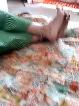 pussyin_monstercock143 webcam