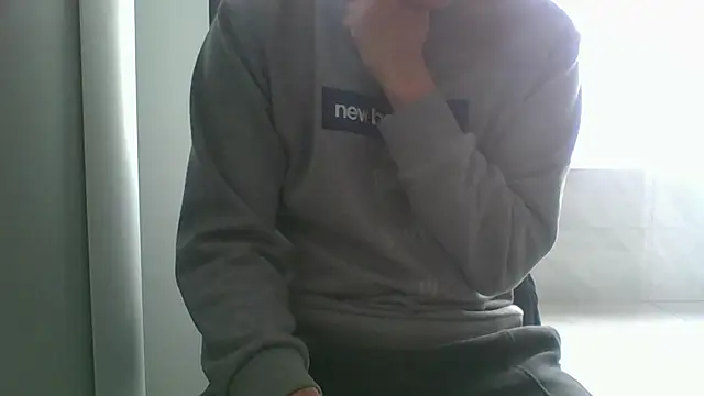 nole_china7 (Ask my age) - talk / fun / cum