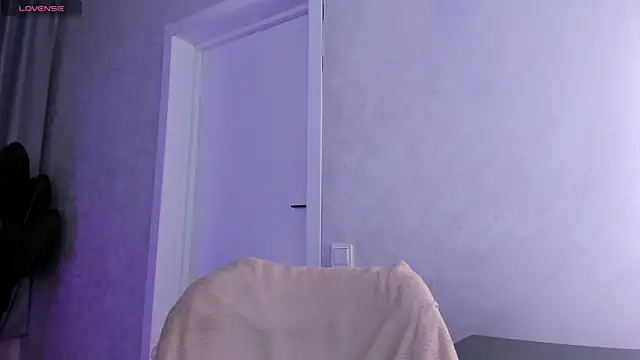 Lori_Bllossom webcam