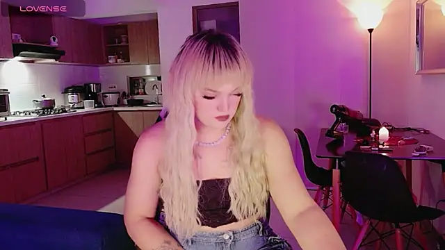 ScarletThompsonx webcam