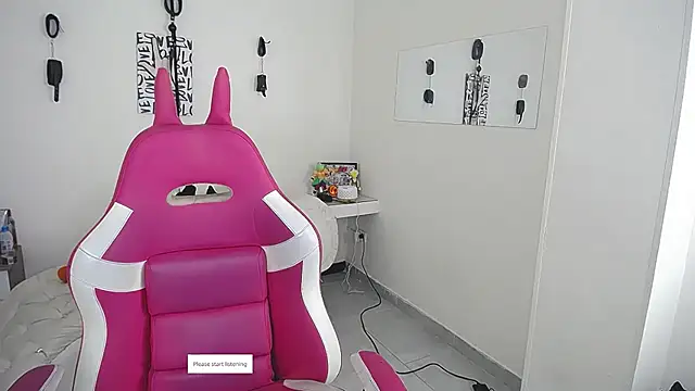 Leonard_Price webcam