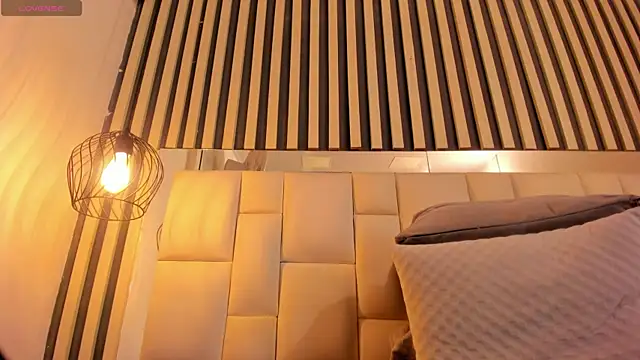 camila__herrera webcam