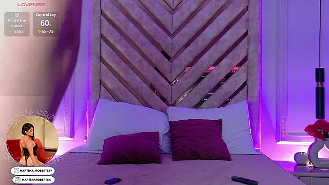 Martina-Roberts- webcam