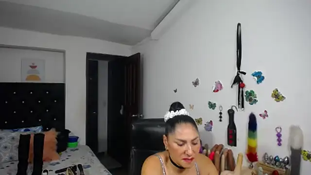 mature_bigboobs10 webcam