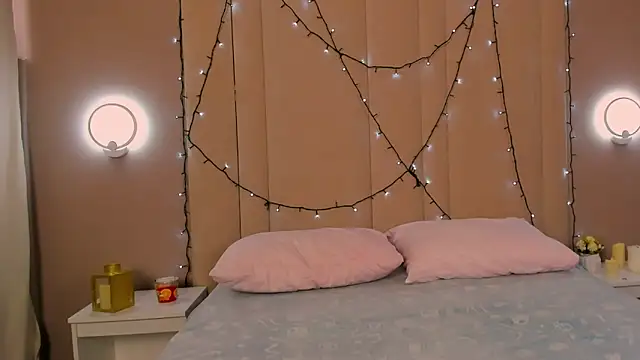 adelesilvy - AdeleSilvy's free webcam - UK Sex Cams