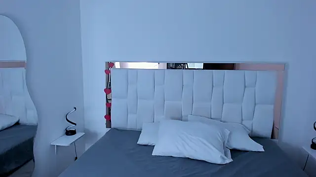 AliciaWhite_nt webcam