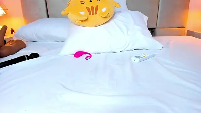 isabel_sofiaa webcam