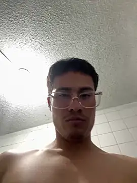 tavohot_ - TavoHot_'s free webcam - UK Sex Cams