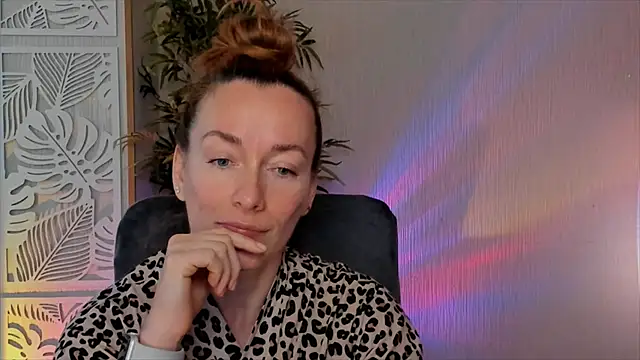 RebeccaMartinez webcam