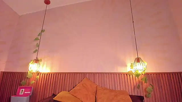 daphne_courtis webcam