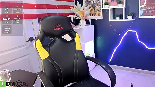 Sara_Robinson webcam