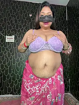 James_Jennifer_G webcam