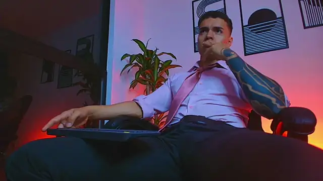 ALPHA_DOMINUS_ webcam