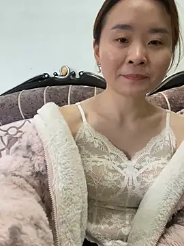 美女mm47865在线直播
