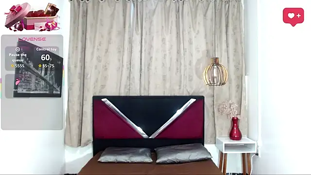 luisa__torres webcam