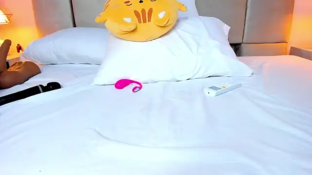 isabel_sofiaa webcam