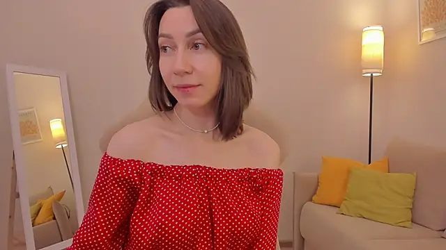 GoodGlamorGirl webcam