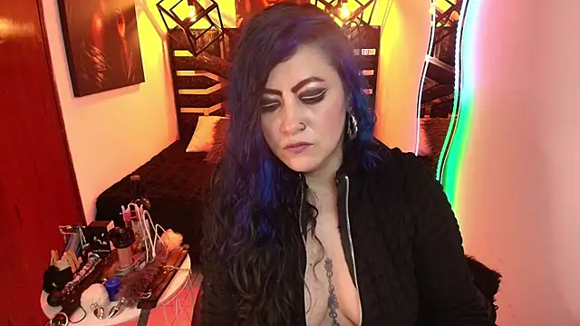 scarleth_blue webcam