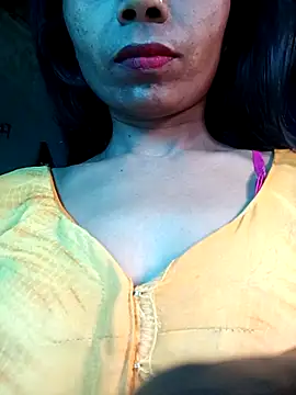 Kajal-Mehra webcam