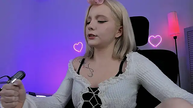 AuroraWrenfield webcam