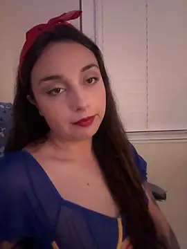 CharmingMaddie webcam