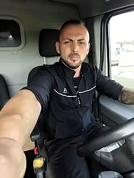 papichulo0099 webcam