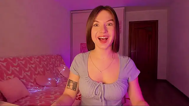 luna_lust_212 webcam