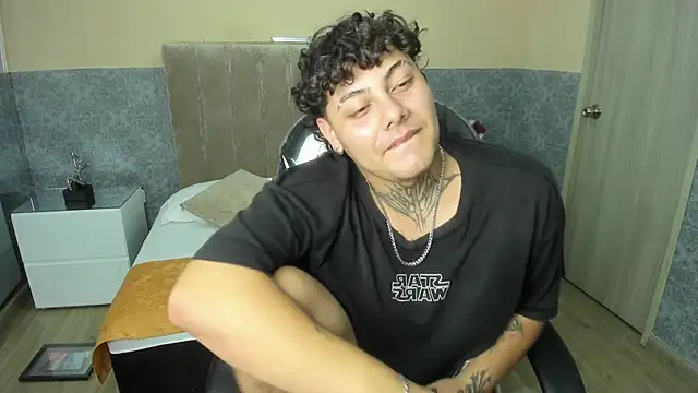 DAMON_SALVATTORE webcam