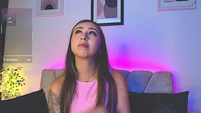 Cloe_martinezz_ webcam