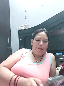 Poojabhabi101 webcam