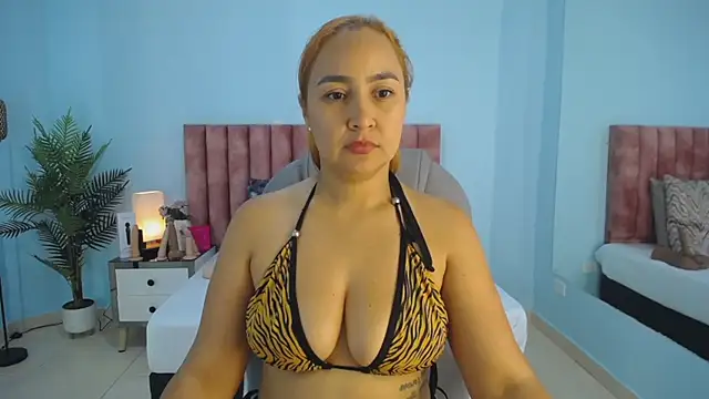 nana_levy - Nana_levy's free webcam - UK Sex Cams