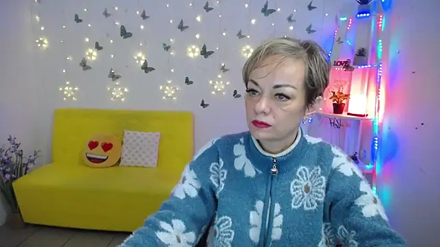 NikaMayu live sex cam