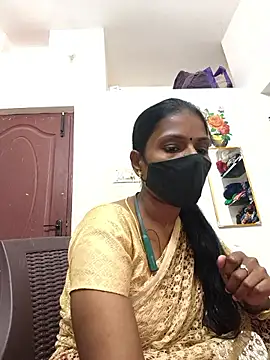 Webcam Model (Tamil_Yalini12)  is live.Free join now!