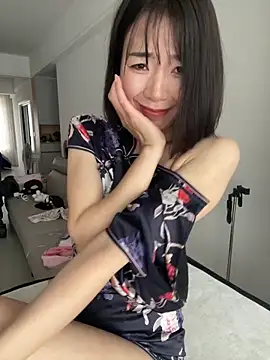 美女fafade2588在线直播