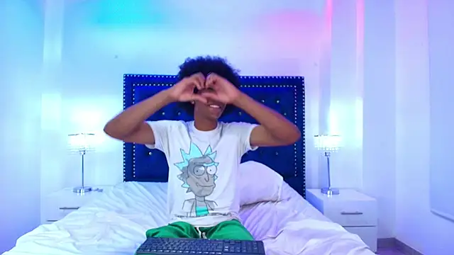 Cristal_and_luke webcam