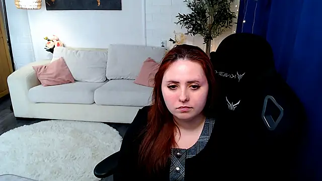 Hennessy_bunny webcam