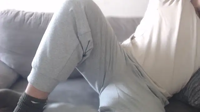 hugemachohandsome live sex cam