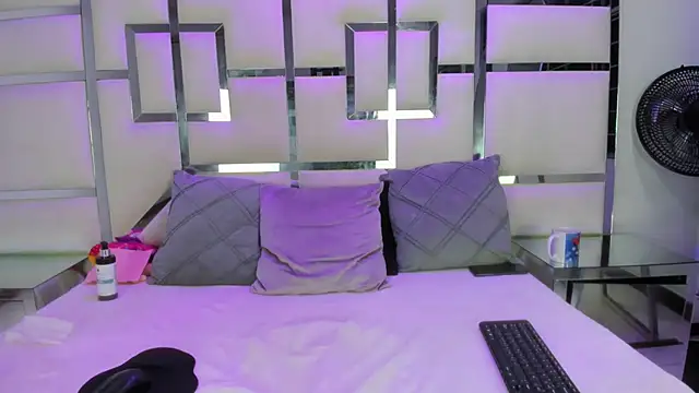 antonelablaze - AntonelaBlaze's free webcam - UK Sex Cams