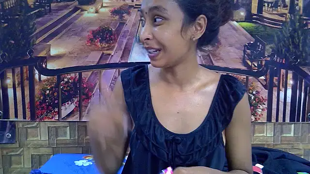 IndianSexyButt webcam