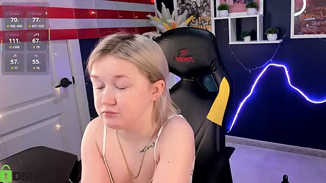 Sara_Robinson webcam