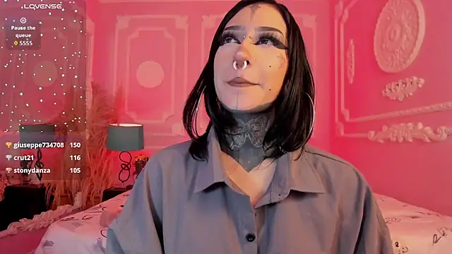 kat_vonde - Kat_VonDe's free webcam - UK Sex Cams