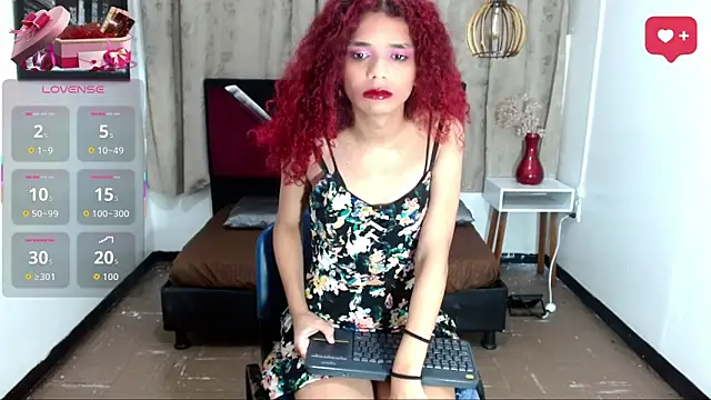 luisa__torres webcam