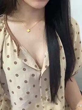 Webcam Model (Balle21)  is live.Free join now!